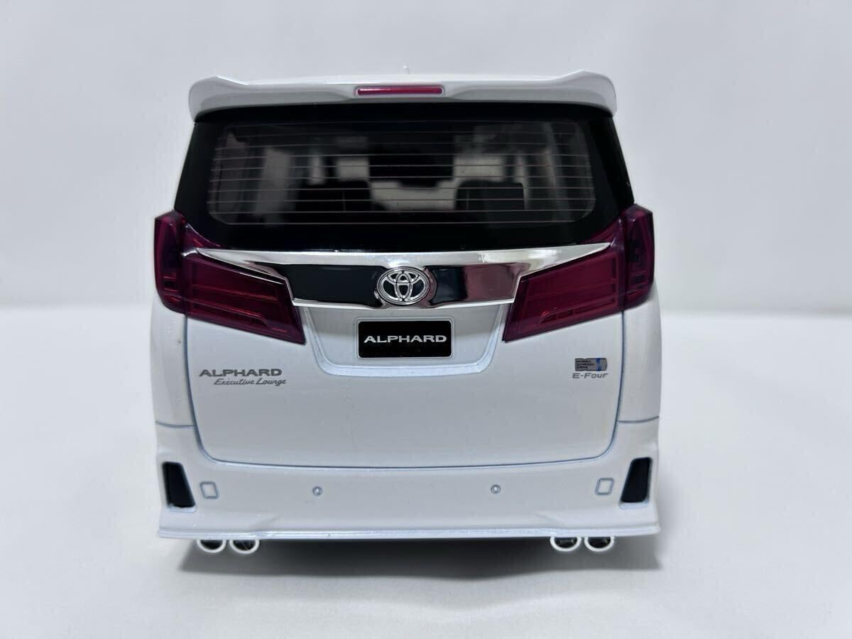 Amazon | アルファード 30系 1/18 モデルカー ミニカー ダイキャスト